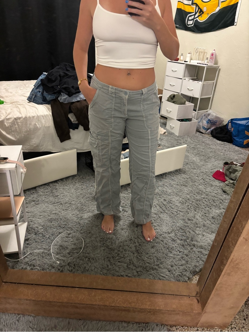 Hollister Straight-Leg Cargo Jeans in Light Gray